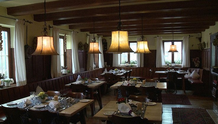 wirtshaustipp-restauranttipp-restaurant-gasthof-krone-illertissen-schwaben-112~_v-img__16__9__xl_-d31c35f8186ebeb80b0cd843a7c267a0e0c81647.jpg